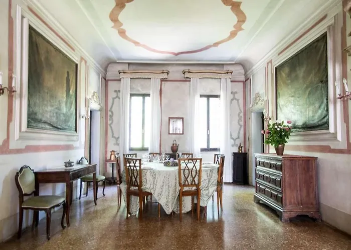 Storica Con Giardino