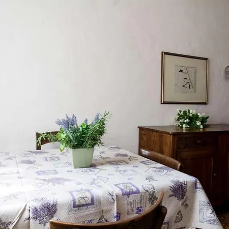 Storica Con Giardino *